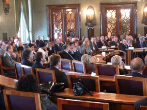 Salę krakowskiego Ratusza wypełnili znakomici goście i członkowie Stowarzyszenia.